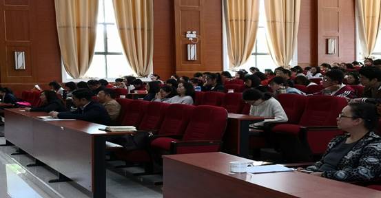 说明: C:\Users\alexlau3320\Desktop\王克非教授莅临德信买球\微信图片_20180412092318.jpg
